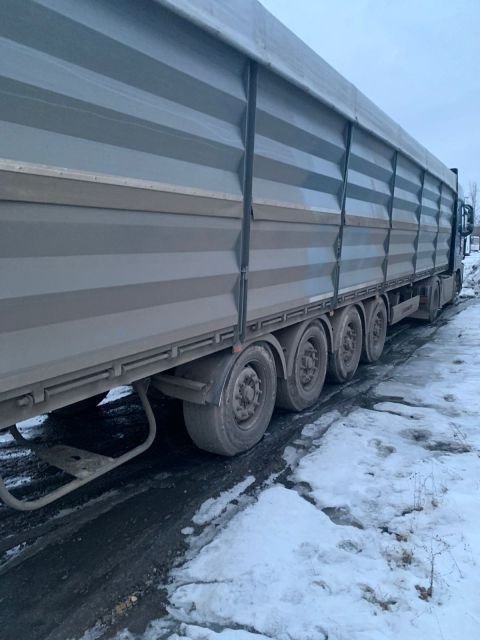 Бортовой прицеп-зерновоз 5529Т1 — Батайск