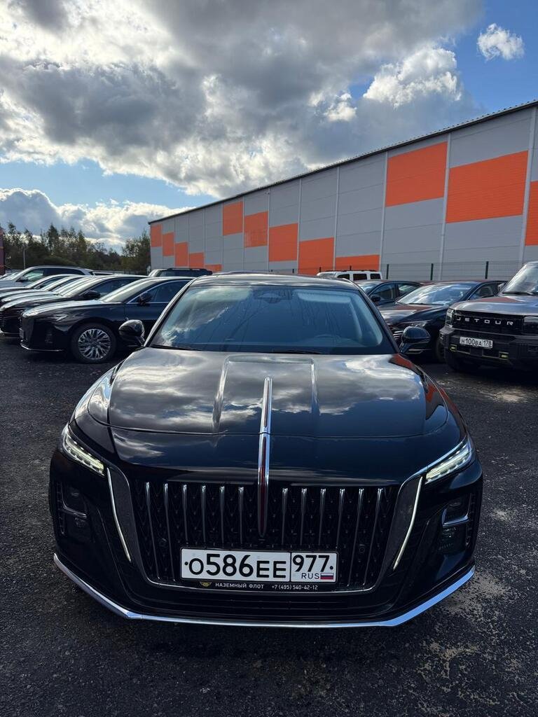 FAW HONGQI H5 — Москва