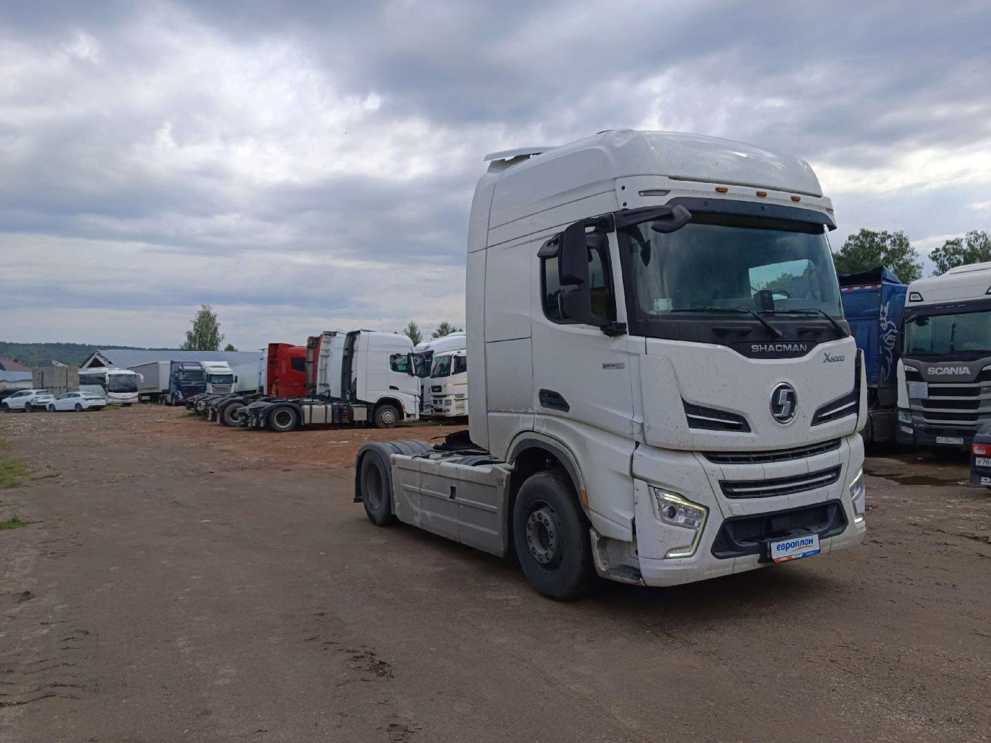 Shacman SX4188YY381 — Высокогорский