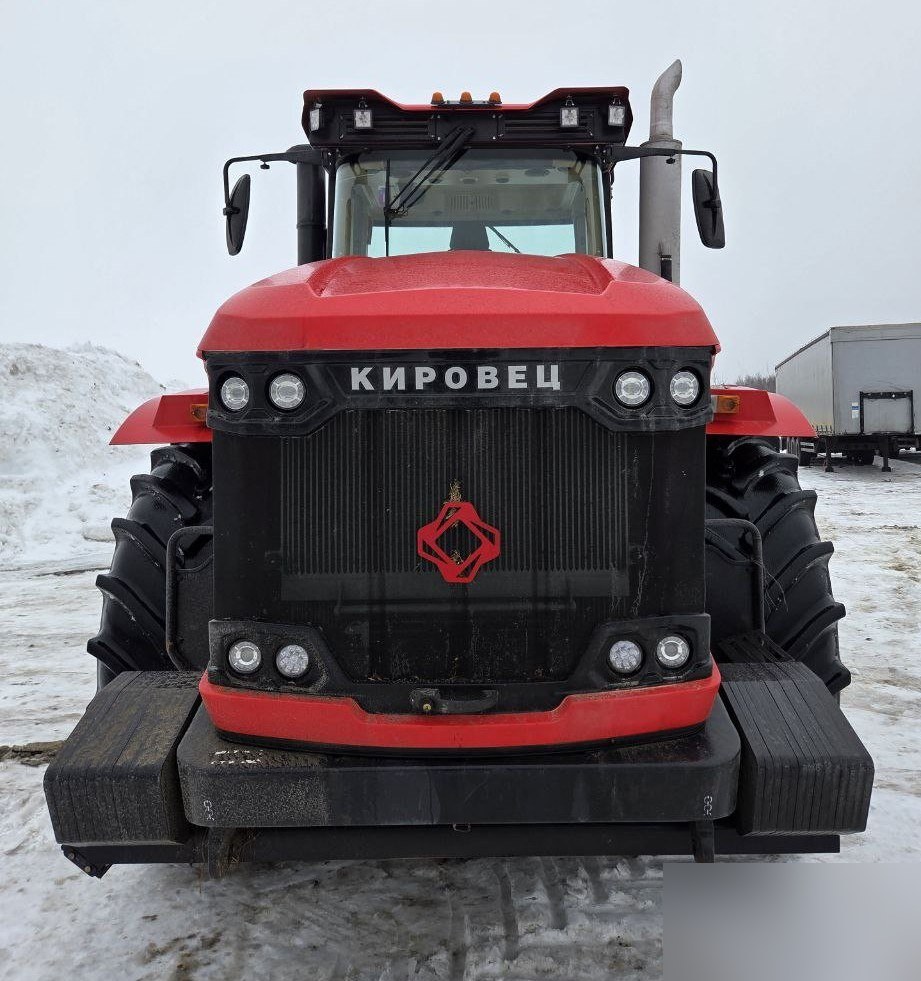 Петербургский тракторный завод Кировец К-742М Сельскохозяйственный трактор — Химки