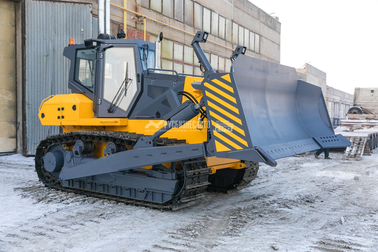 Бульдозер ДСТ-Урал D12 (D12.0101) – 21,6 тонны — новая техника в лизинг
