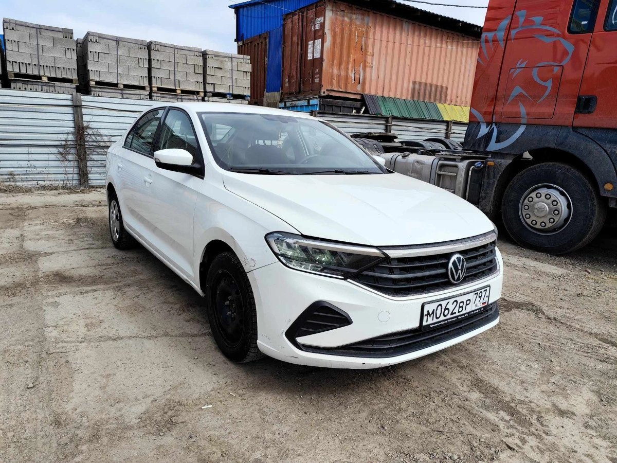 VOLKSWAGEN Polo — Санкт-Петербург