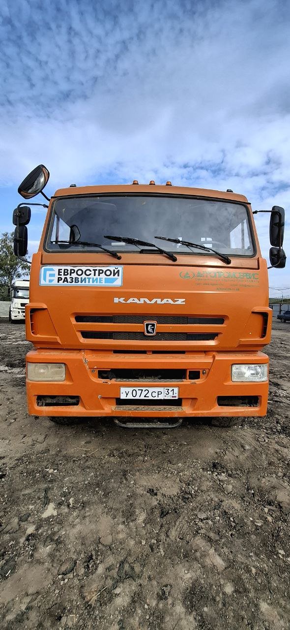 КамАЗ 43118 6x6 Бортовой с КМУ 438240-02 — Лобня