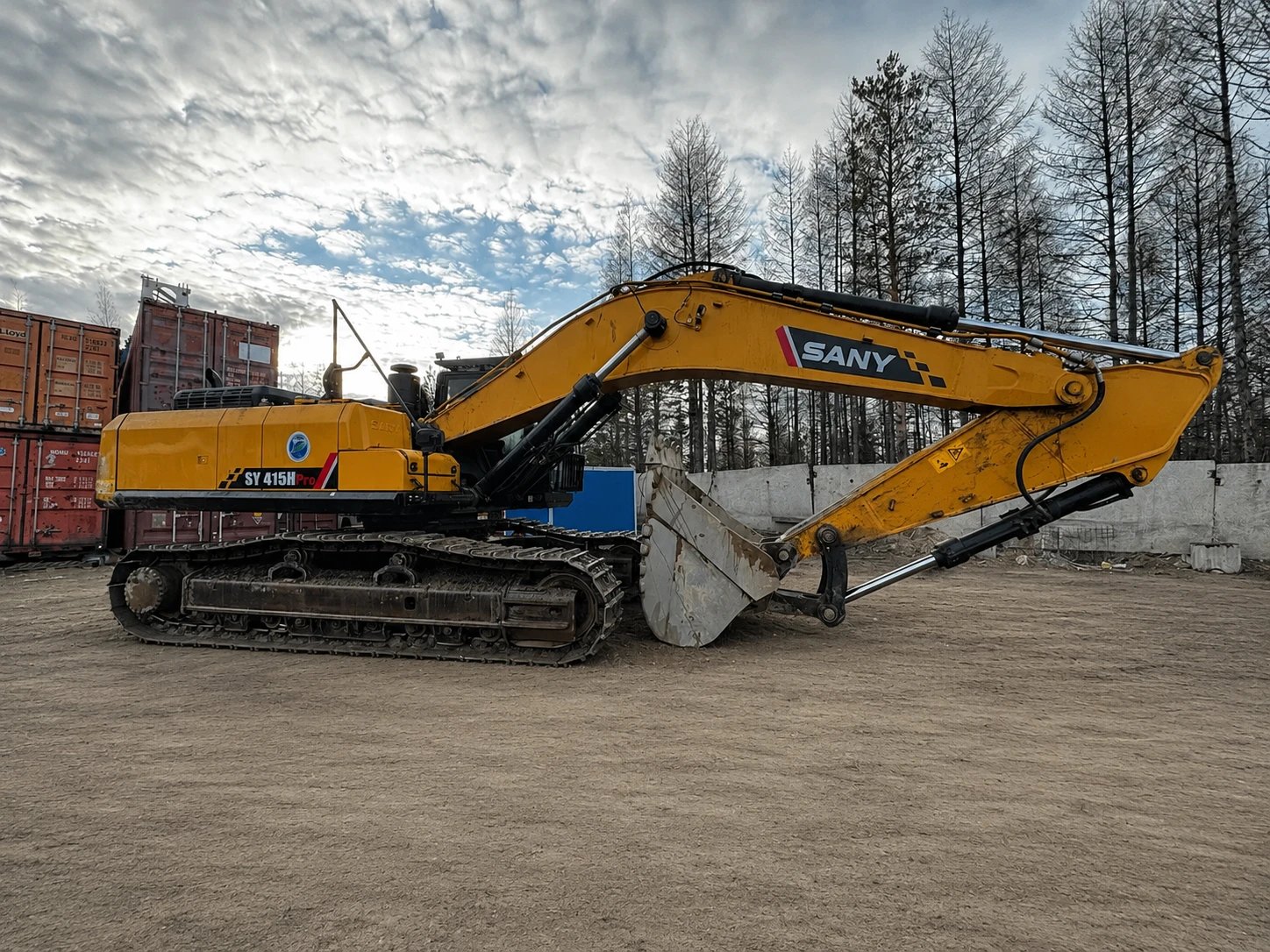 Гусеничный экскаватор Sany SY415H — Нерюнгри