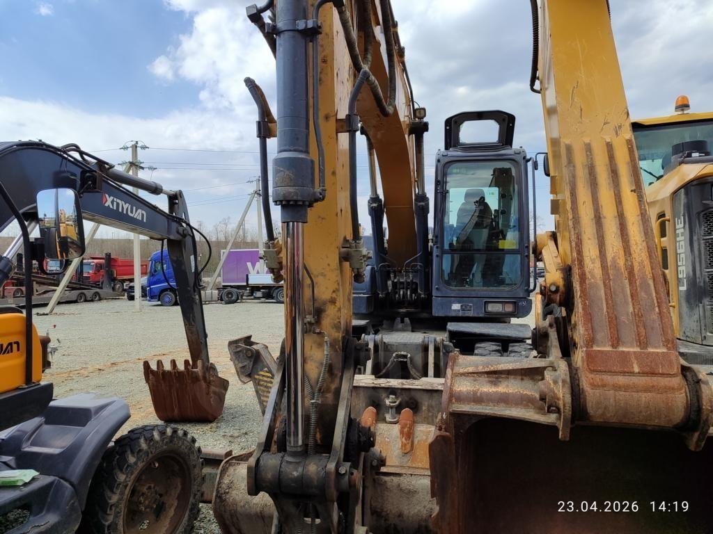 Экскаватор XCMG XE150WD — Артем