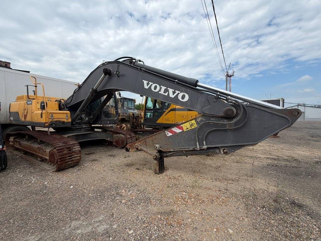 VOLVO, EC300DL, экскаватор — Иркутск