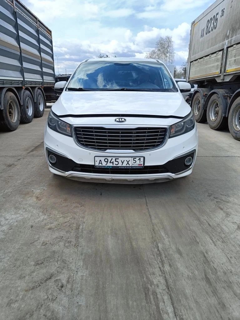 Kia Carnival Luxe 2.2 CRDI 8AT — Воронеж