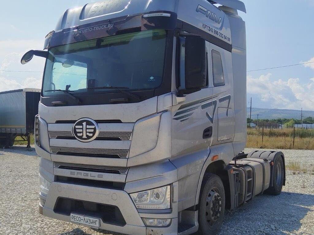 FAW J7, тягач седельный — Новороссийск