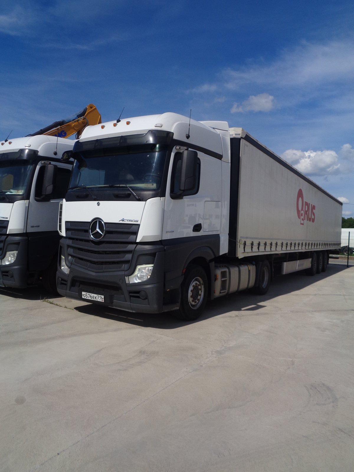Седельный Тягач MERCEDES-BENZ Actros 1845 LS () — Россия