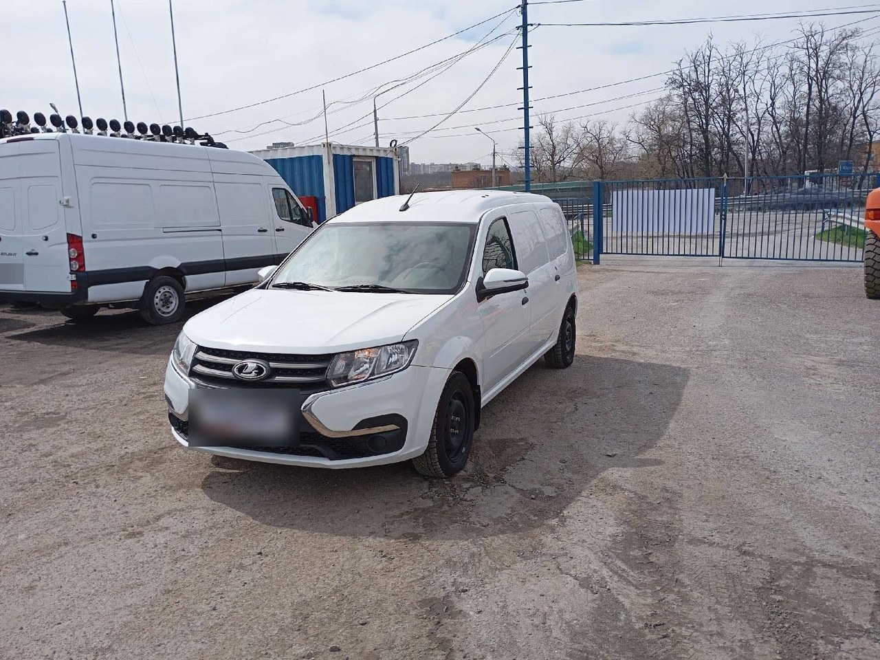 Lada Largus фургон — Аксай