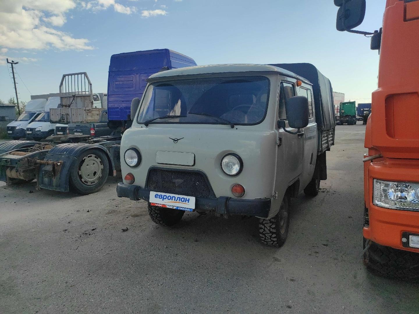 УАЗ 390945 — Солнечный
