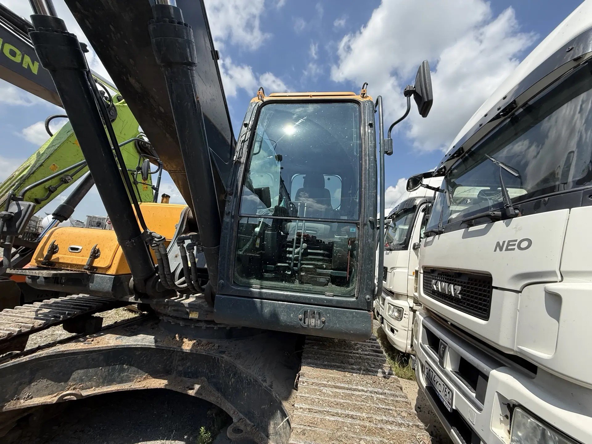 Hyundai R350 Экскаватор — Ростовская область