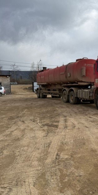 УралСпецТранс Полуприцеп цистерна 94657L-A2-06 — Ленск
