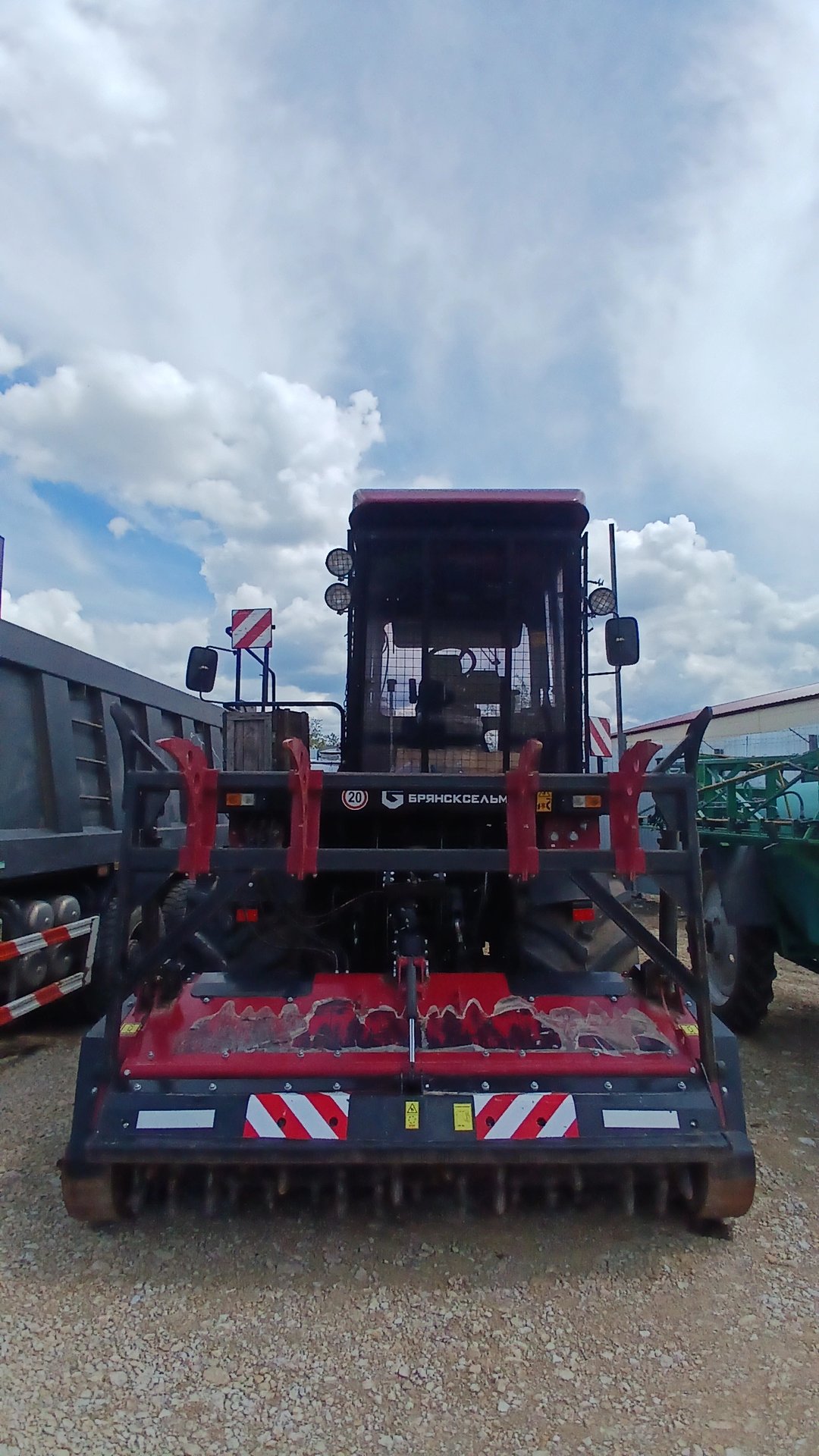 БРЯНСКСЕЛЬМАШ УЭС-2-280А — Воронеж