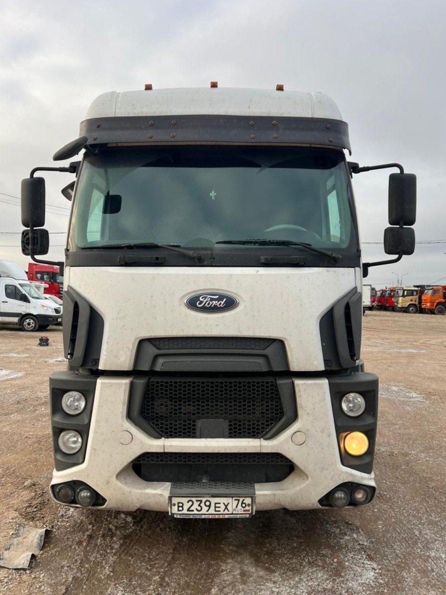 Ford Cargo 4x2 Седельный тягач — Химки
