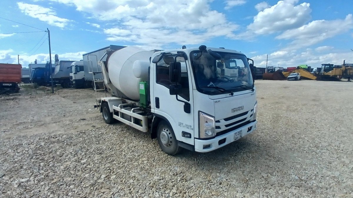 ISUZU ELF — Иркутская обл