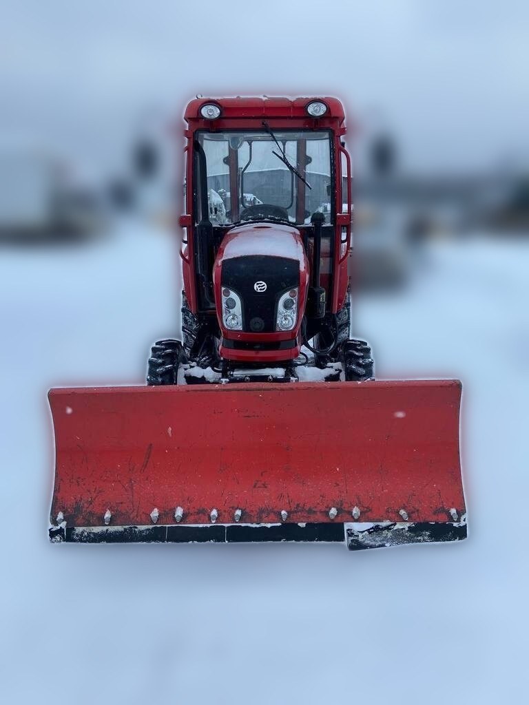 DF244G2 DONGFENG, трактор — Москва