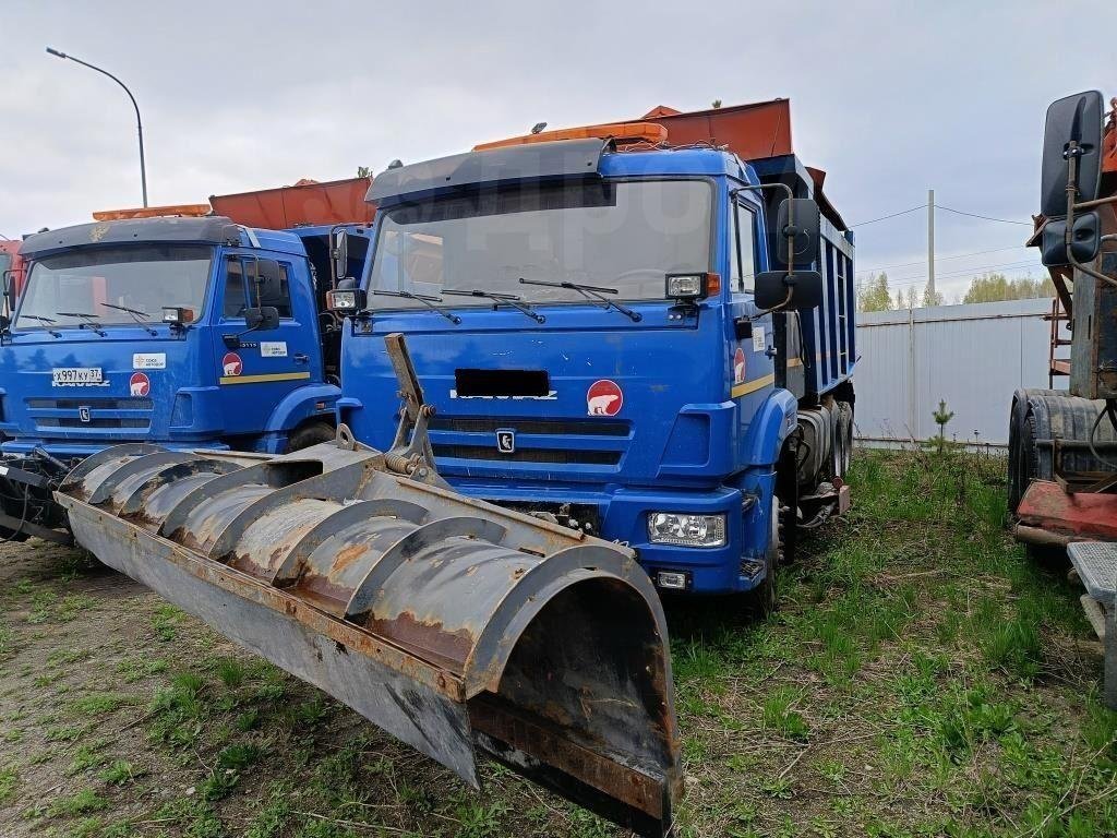 Машина дорожная комбинированная на самосвале КАМАЗ 65115 (КДМ СМОЛМАШ -7881021) — Челябинская обл