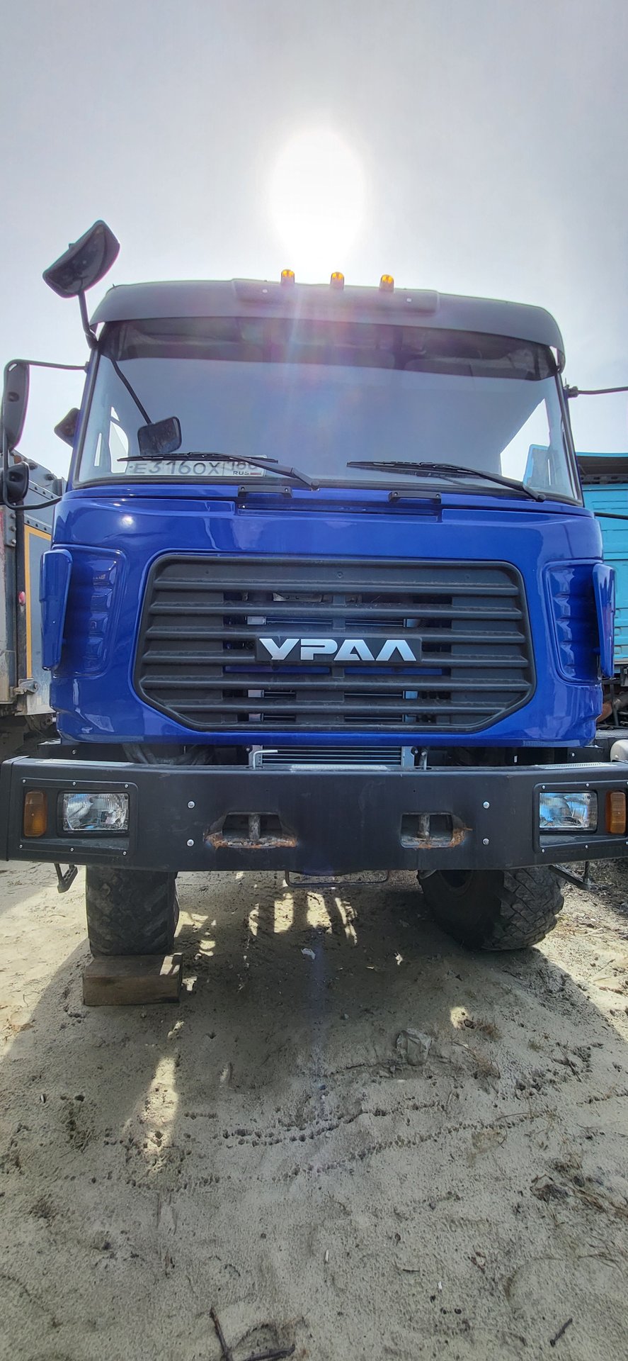 Ural 44202 6x6 Седельный тягач — Тюмень