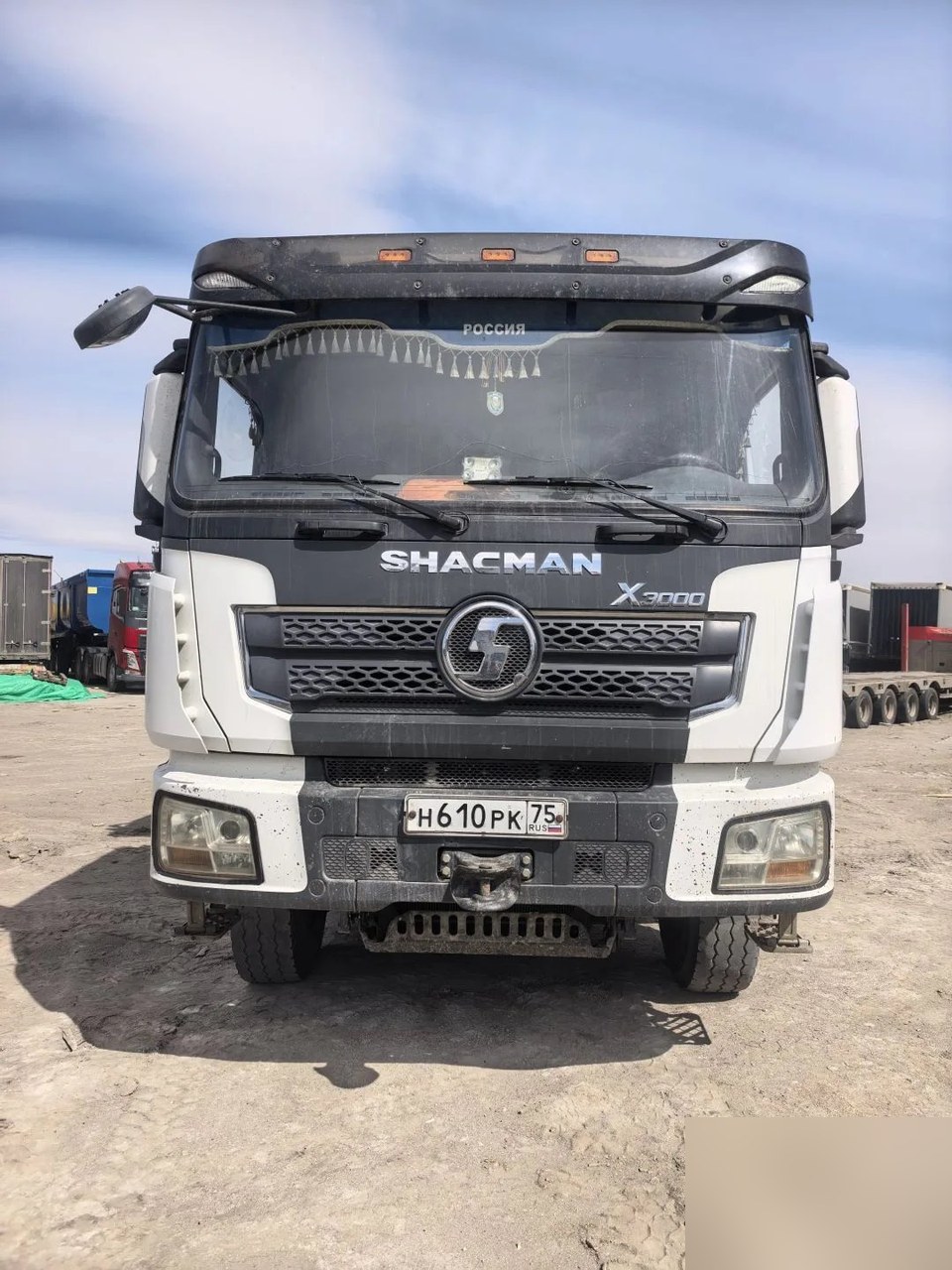 Shacman (Shaanxi) 8x4 Самосвал SX33186V366 — Чита