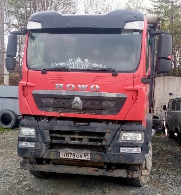 Специализированный, автомобиль - самосвал HOWO T5G 8х4 — Корсаков
