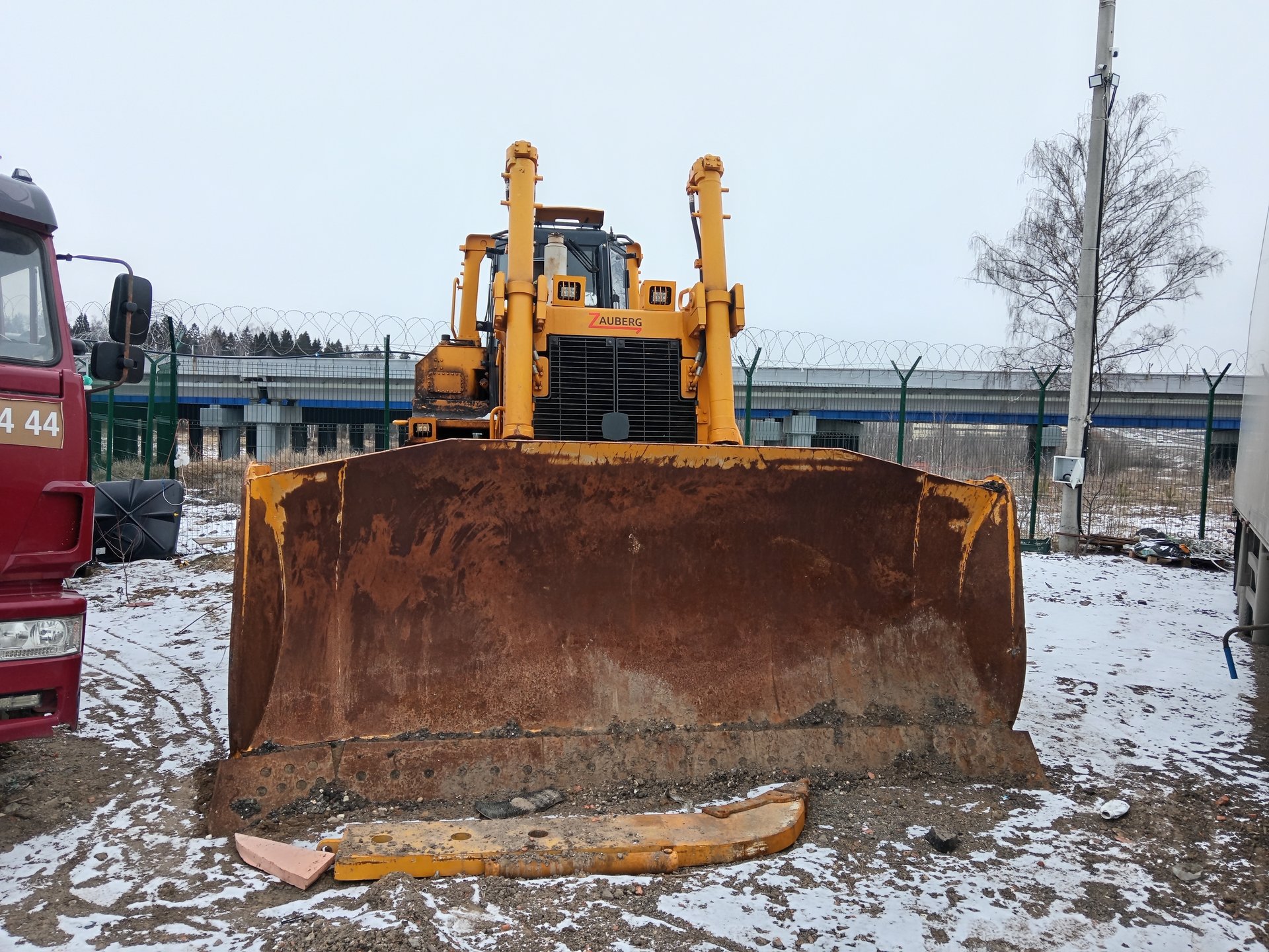 Zauberg B8 Бульдозер — Химки
