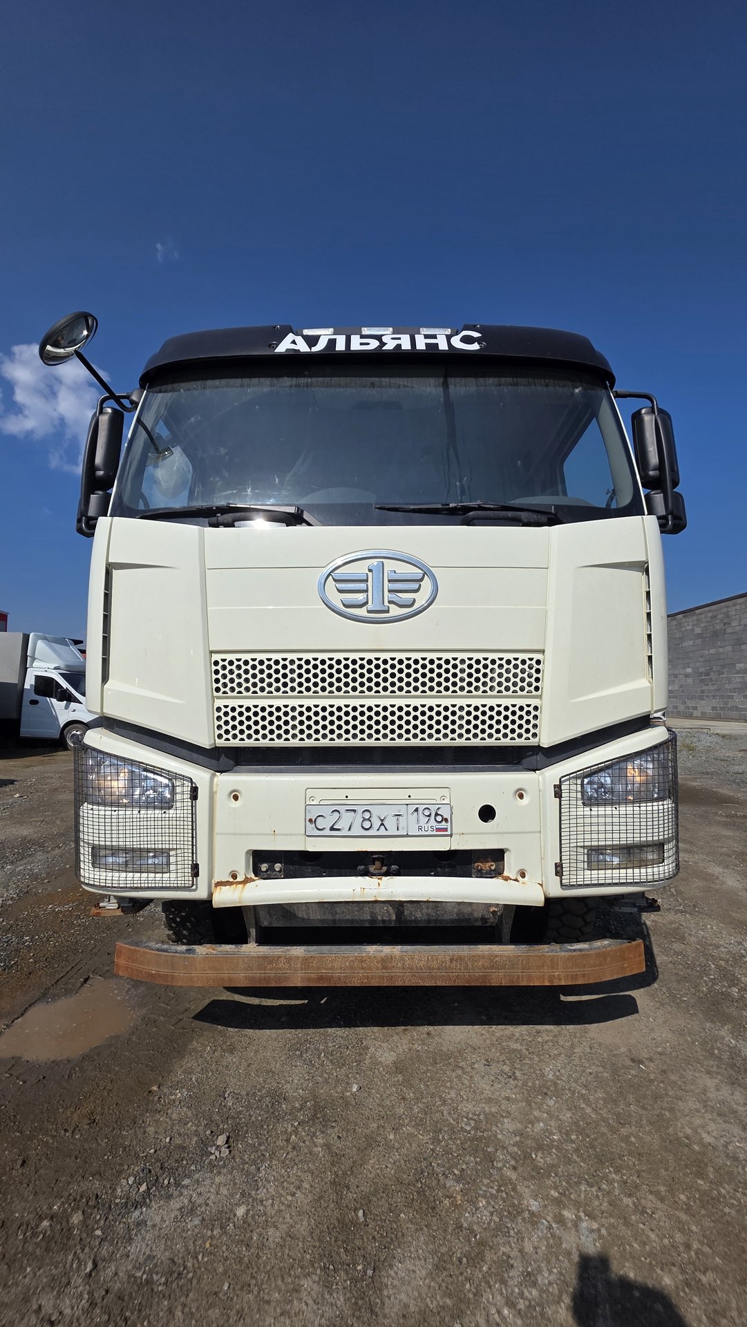 FAW CA 3310 8x4 Самосвал_не актуально — Екатеринбург