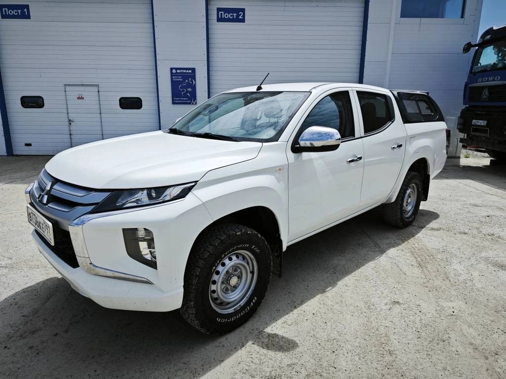 MITSUBISHI L200 — Артём, Приморский край