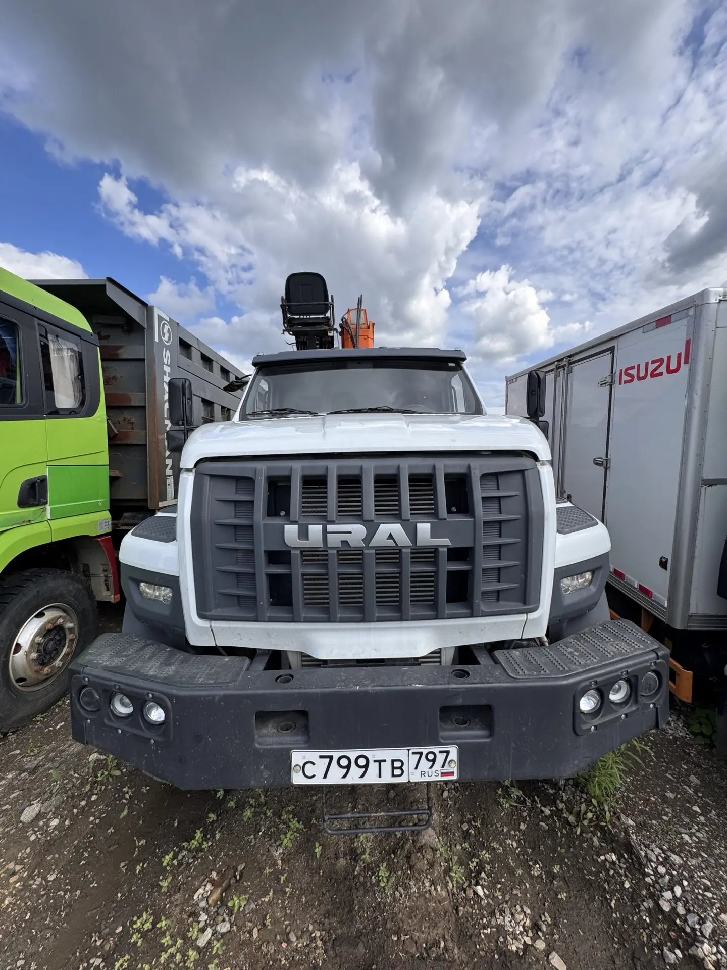 Ural NEXT 4320 6x6 Бортовой с КМУ — Ванюки