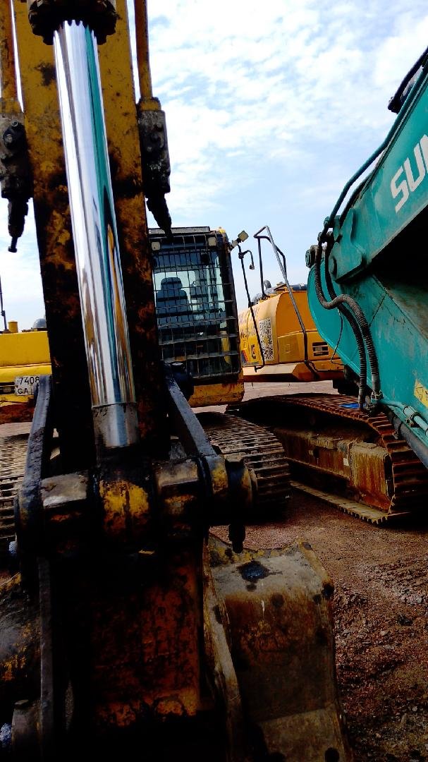 Komatsu (Комацу) PC210-10M0 — Санкт-Петербург