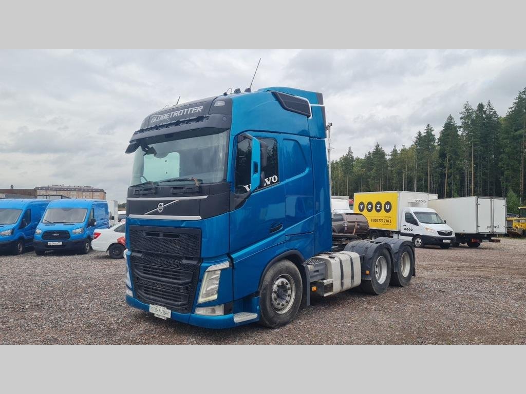 VOLVO FH, тягач 6х4 — Санкт-Петербург