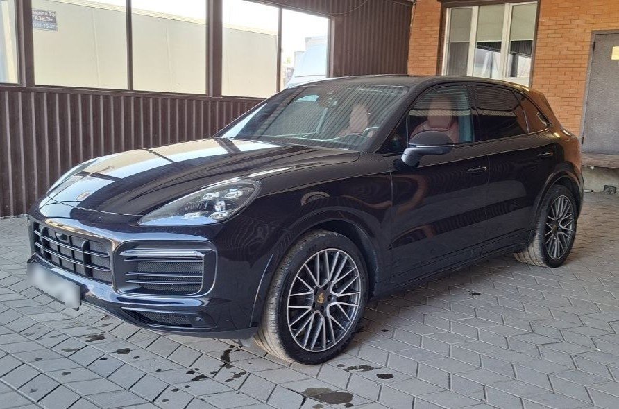 PORSCHE Cayenne — Москва