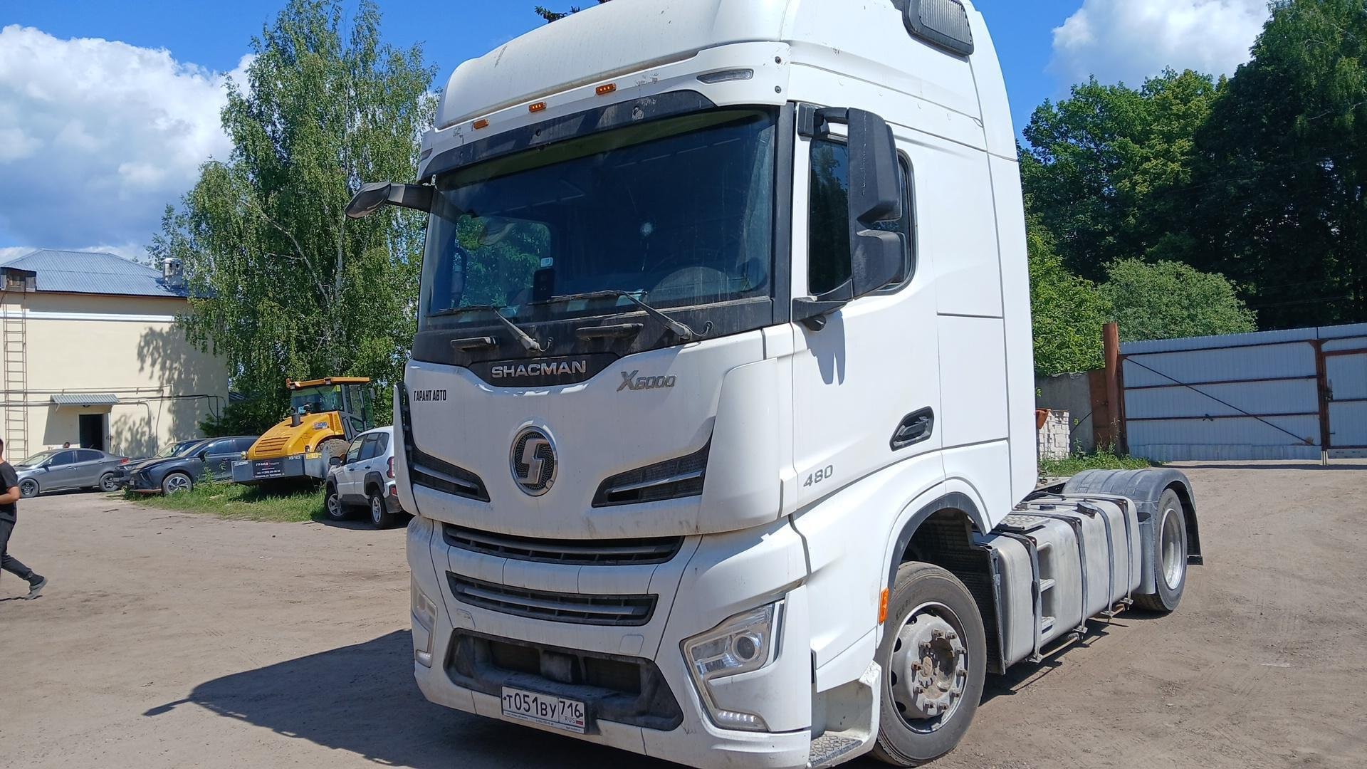 Shacman SX4188YY381 — Екатеринбург