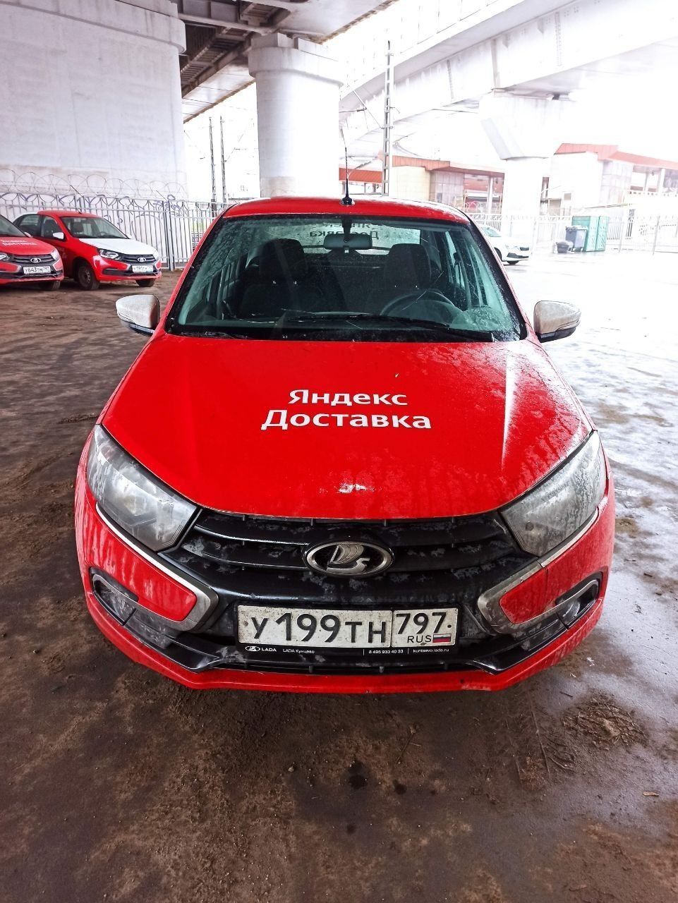Lada Granta седан — Москва