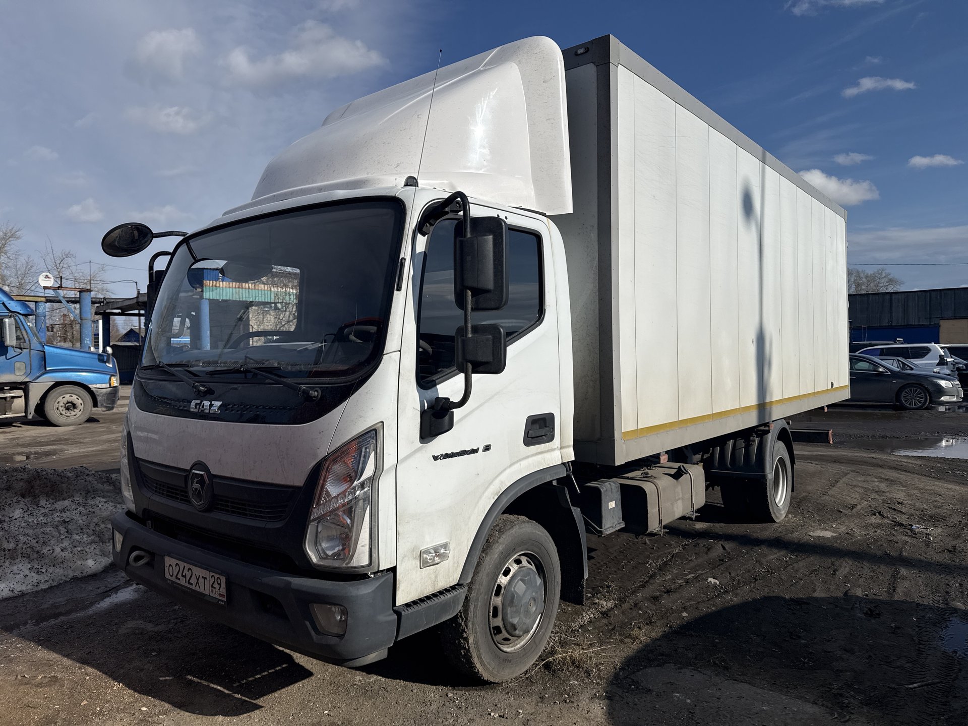 АВТОМАШ 2844* на шасси GAZ Valdai 8 4x2 Промтоварный — Архангельск