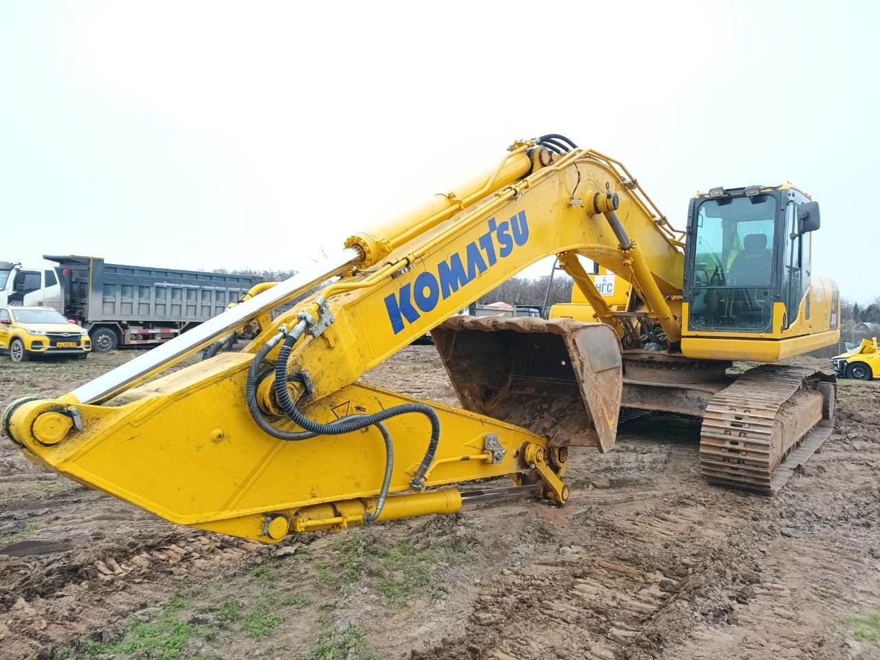 KOMATSU PC 300 Экскаватор — Химки