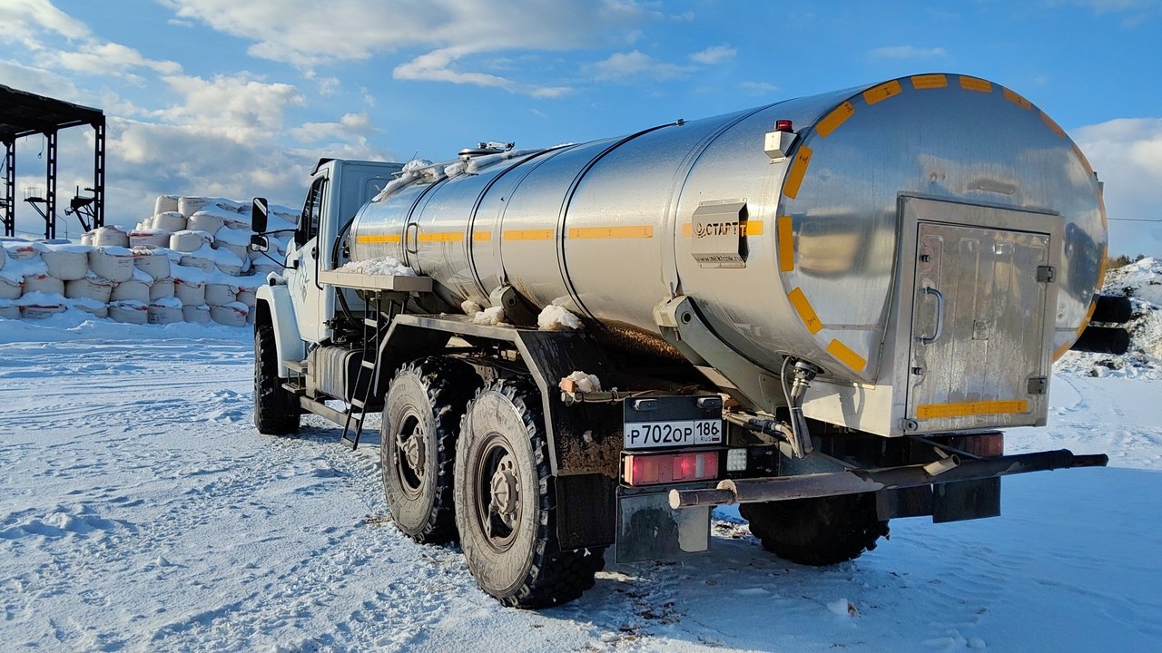 Урал 4320-72 с КМУ ИНМАН ИT -150 — Ленск