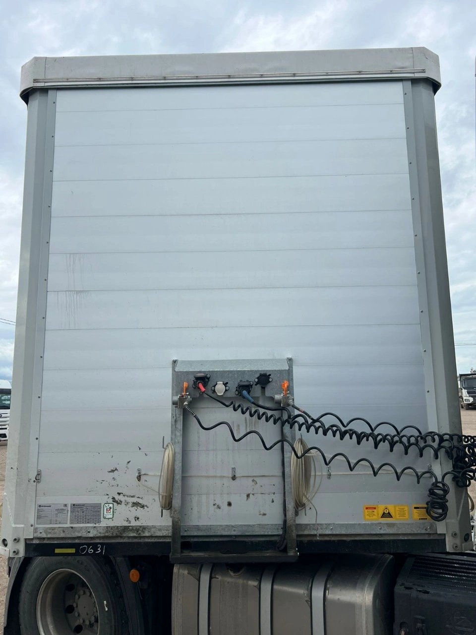 Grunwald 9453 Полуприцеп бортовой (евроборт) 9453-0000010-10 (Шторный) — Химки