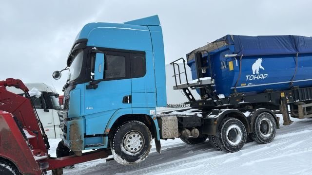 Седельный тягач SHACMAN SX4188YY381 — Ставрополь