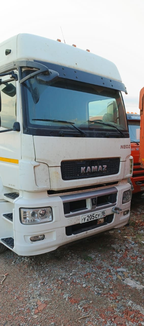 КамАЗ М1840 4x2 Седельный тягач — Казань