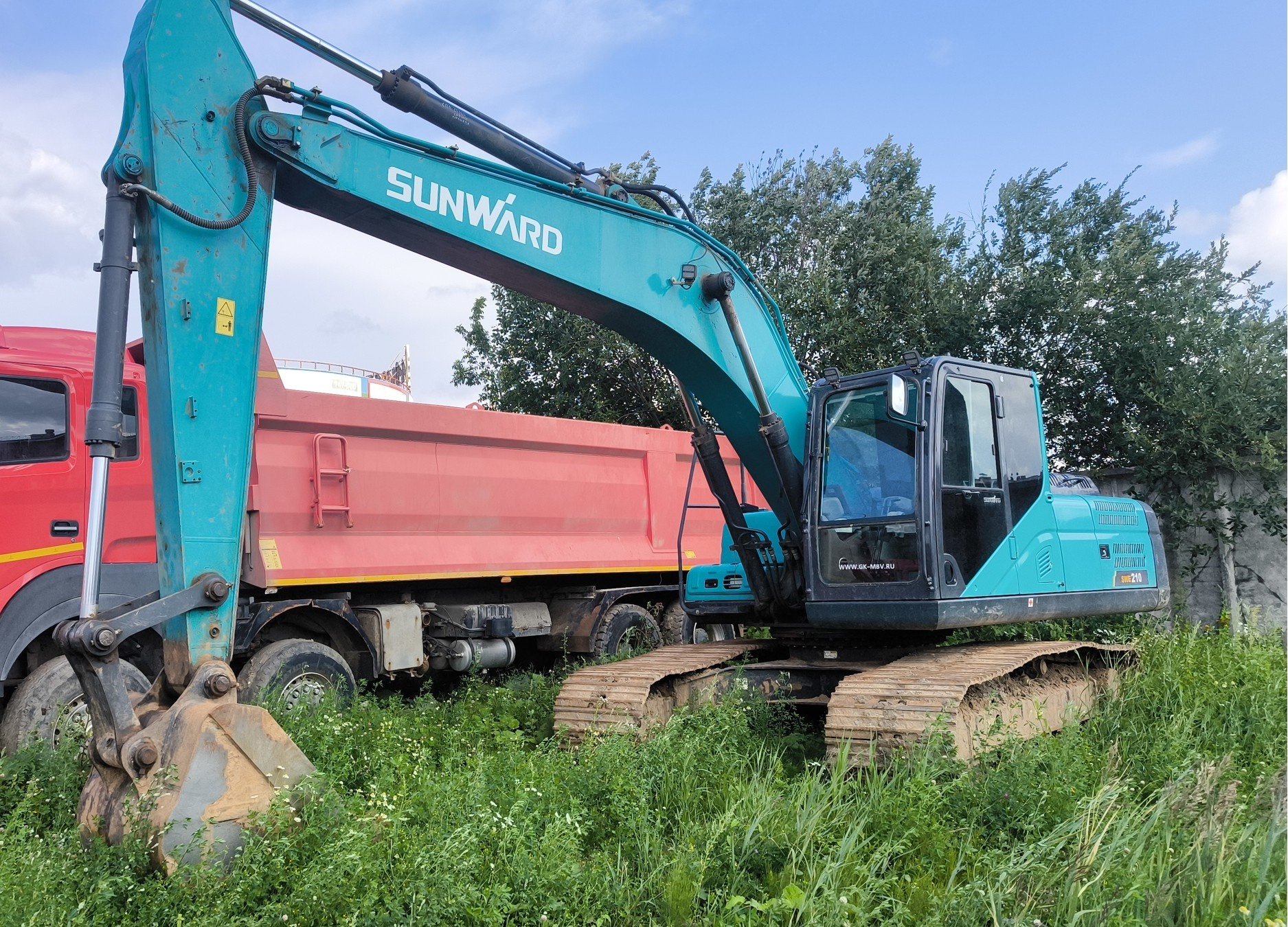 SUNWARD SWE210 Экскаватор — Вологда