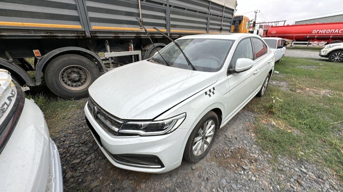 VOLKSWAGEN BORA 2021 — Батайск