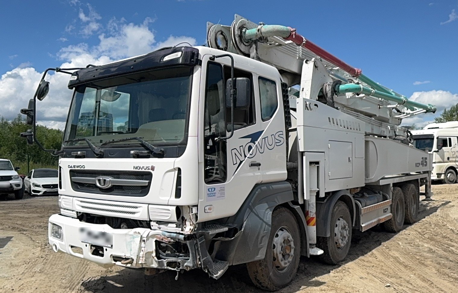 DAEWOO Novus 8x4 Автобетононасос — Тюмень