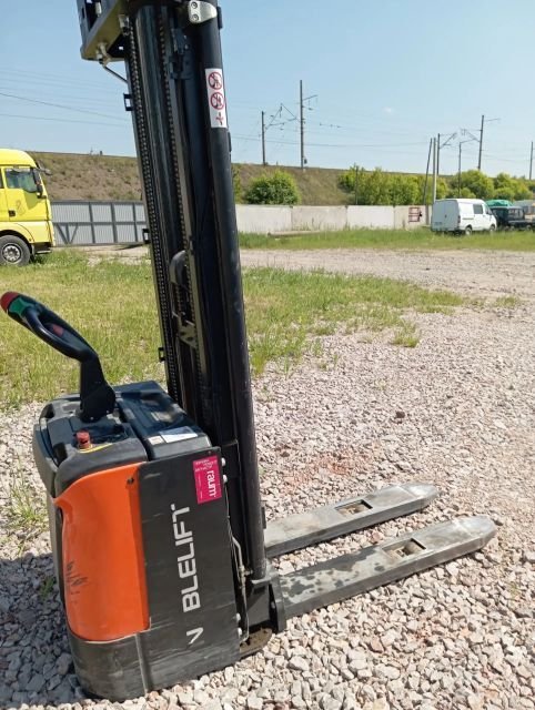 САМОХОДНЫЙ ШТАБЕЛЕР Noblelift PS16N 5500 — Берёзовка