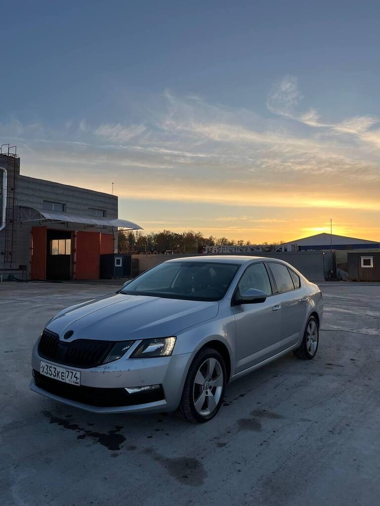 SKODA OCTAVIA Легковой — Челябинск