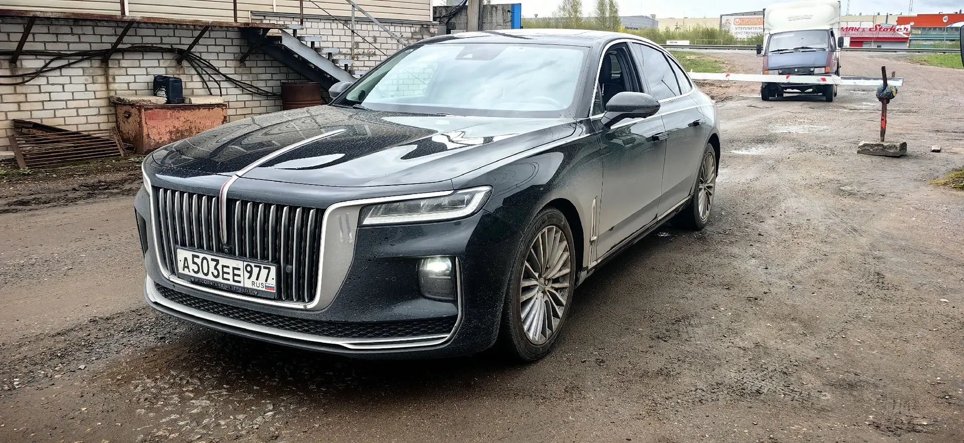 HONGQI H9 — Киров