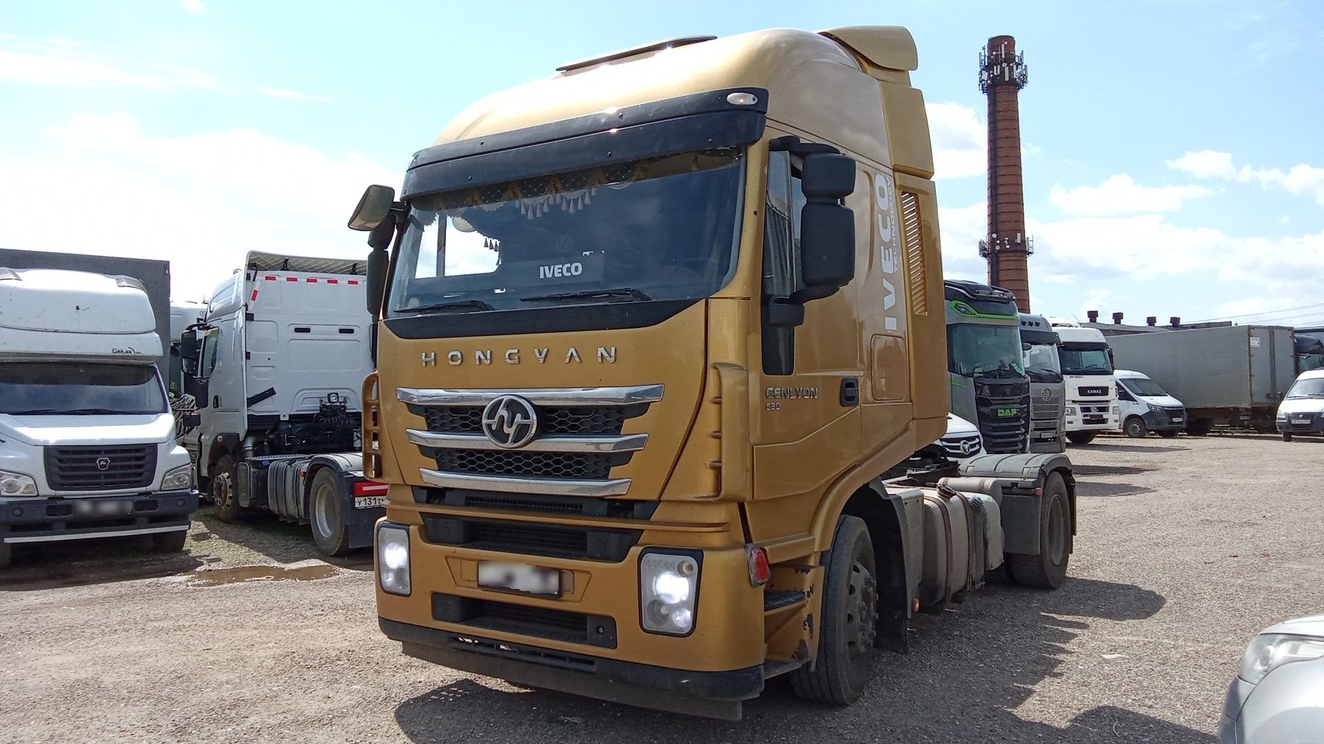 HONGYAN CQ* 4x2 Седельный тягач — Московская область
