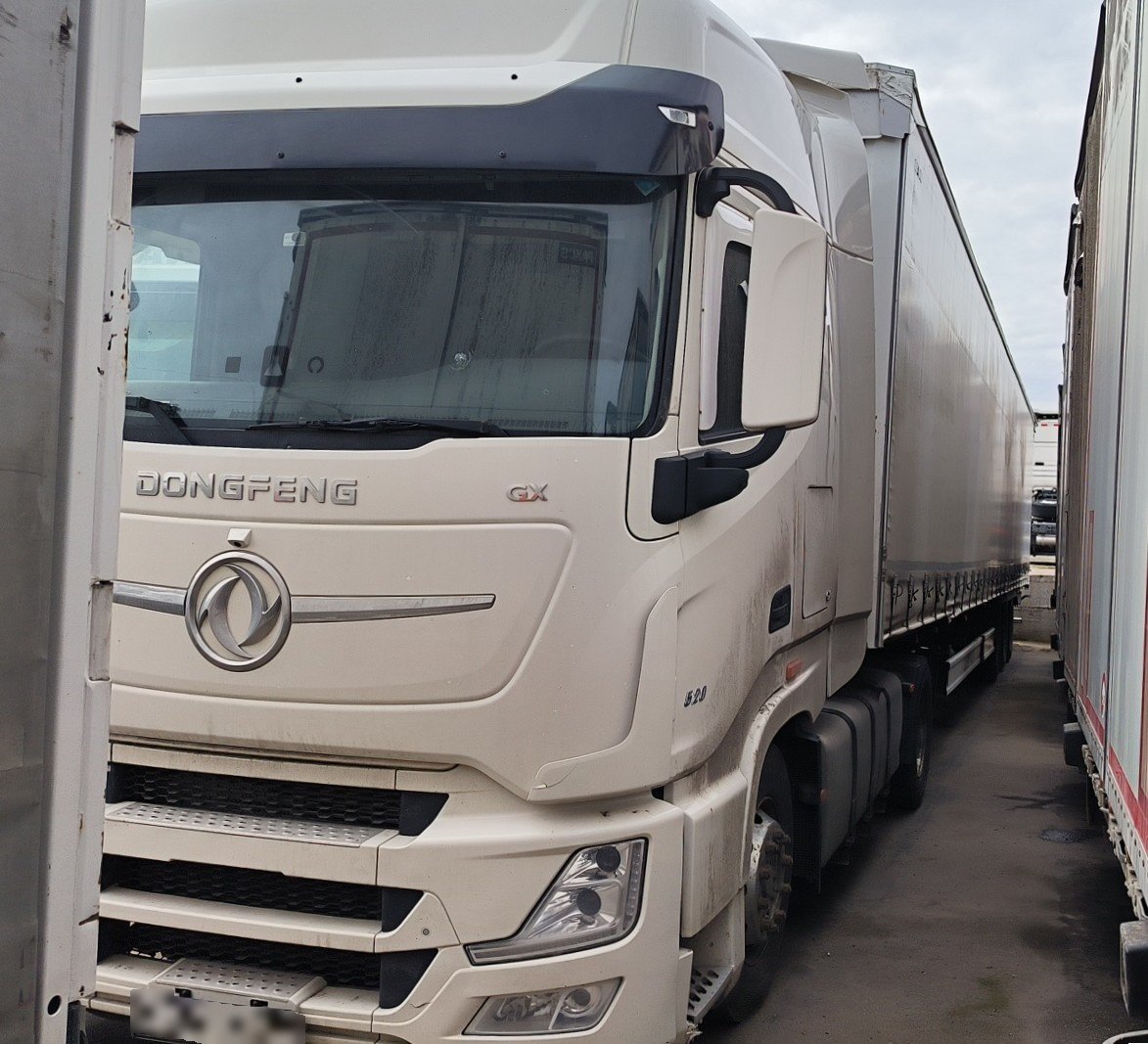 DONGFENG GX 4x2 Седельный тягач — Москва