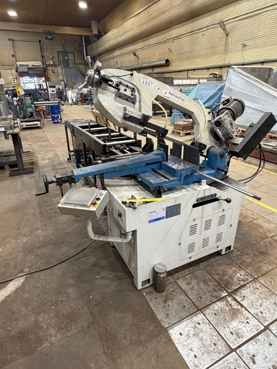 Автоматический ленточнопильный станок MetalTec BS 270FA — Пермь