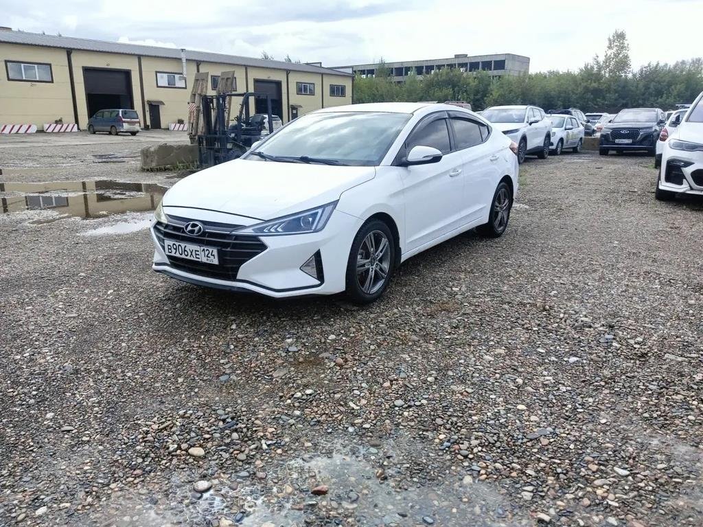 Hyundai, Elantra — Красноярск